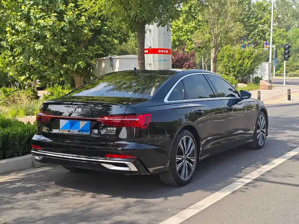 Audi A6L 2024 40 TFSI Luxury Dynamic Edition