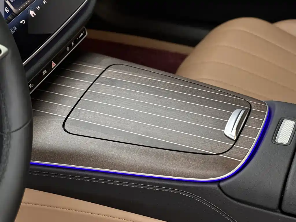 Mercedes-Benz E-Class 2025 E 300 L Luxury