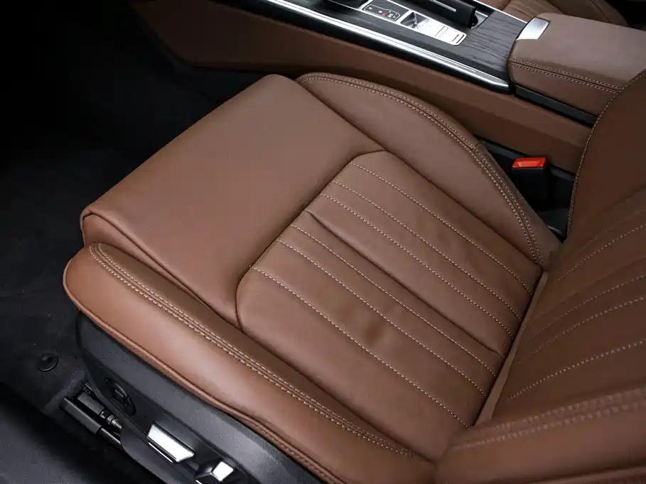 Audi A6L 45 TFSI quattro