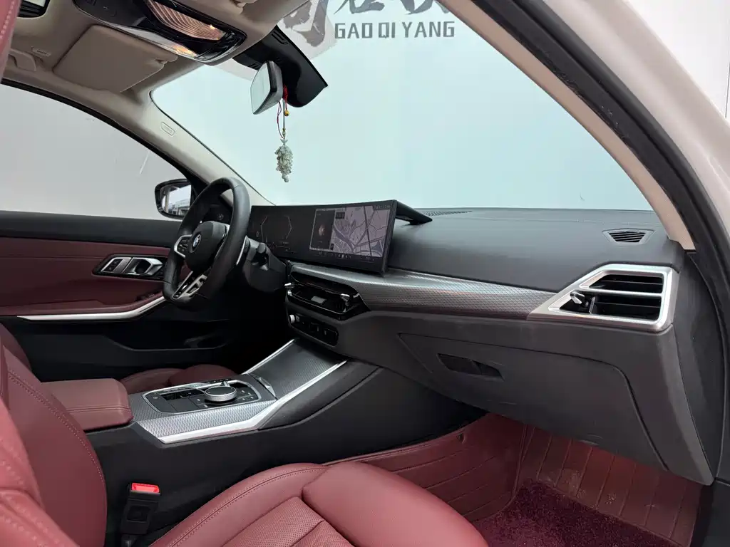 BMW 3 Series 2025 330Li M Sport Night Edition