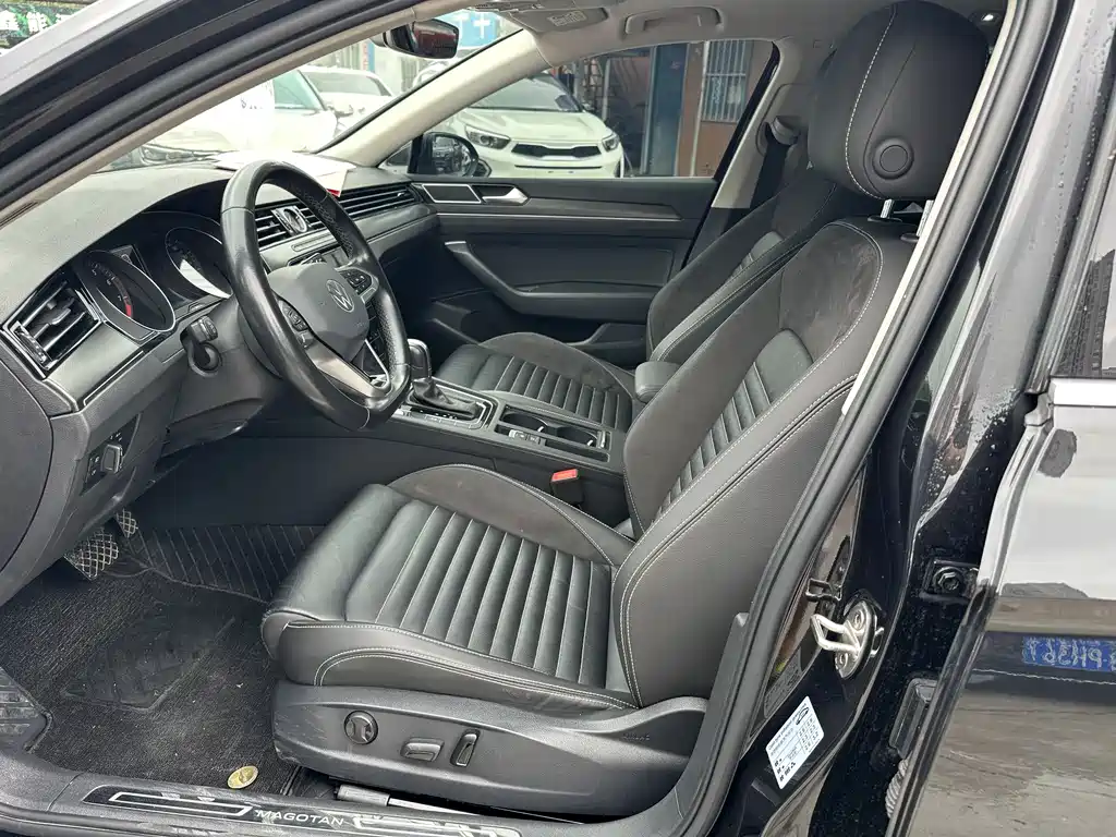 Volkswagen Magotan 2020 330TSI DSG Leading