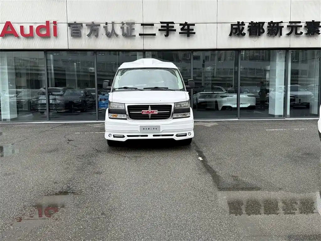 SAVANA 2012 6.0L Leader Classic Edition
