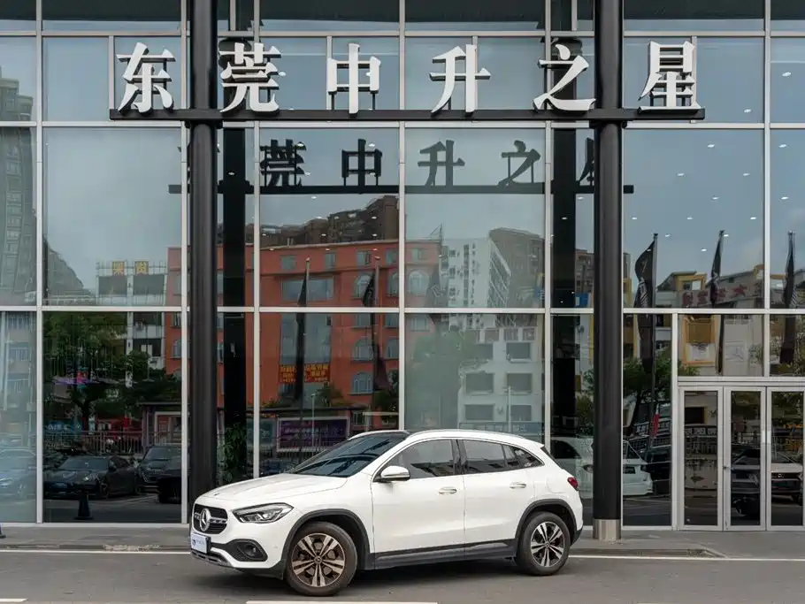 Mercedes-Benz GLA 200 2022 Facelift