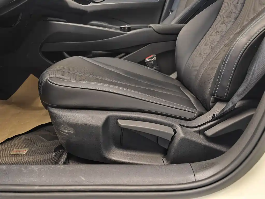 BYD Seal 06 2026 DM-i Chaoxiang Edition 128KM Luxury Edition