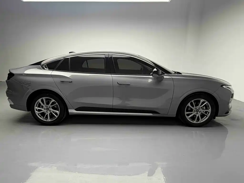 Ford Mondeo 2023 EcoBoost 180 Titanium