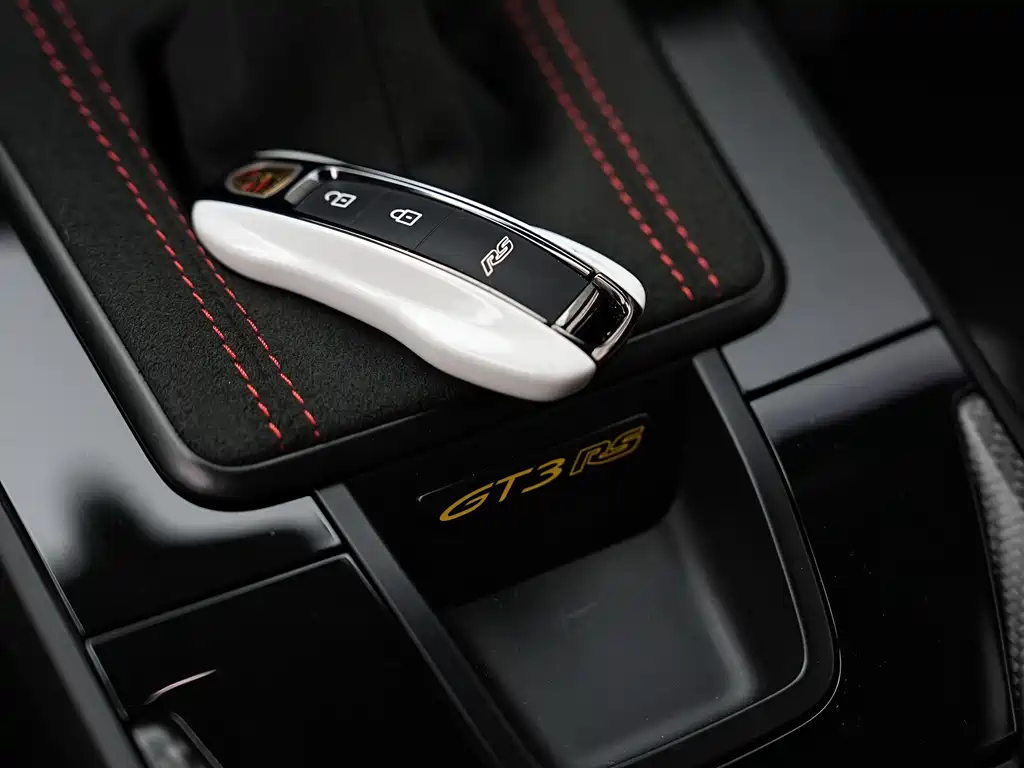 Porsche 911 2024 GT3 RS 4.0L