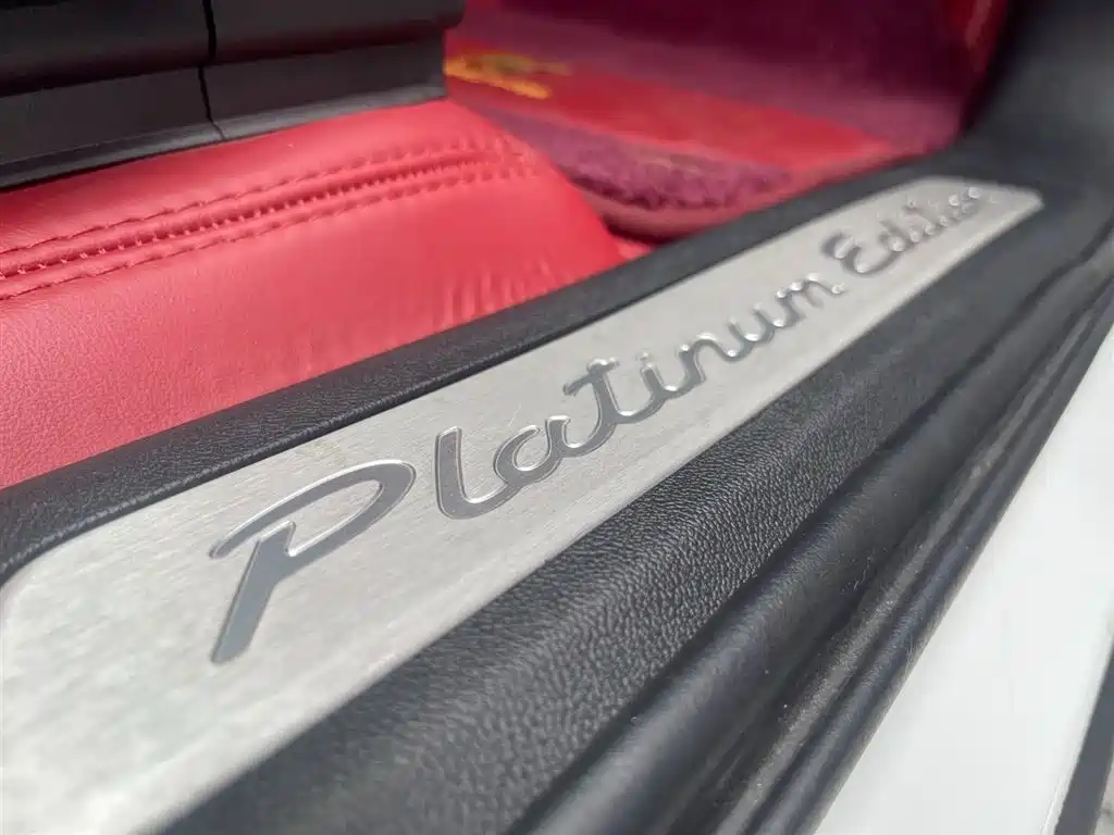 Porsche Cayenne 2023 3.0T Platinum Edition