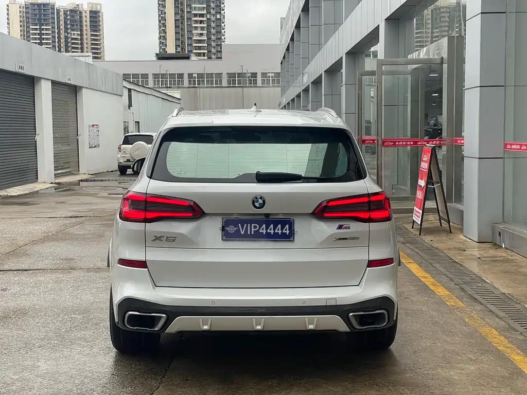 BMW X5 2020 xDrive30i M Sport Package