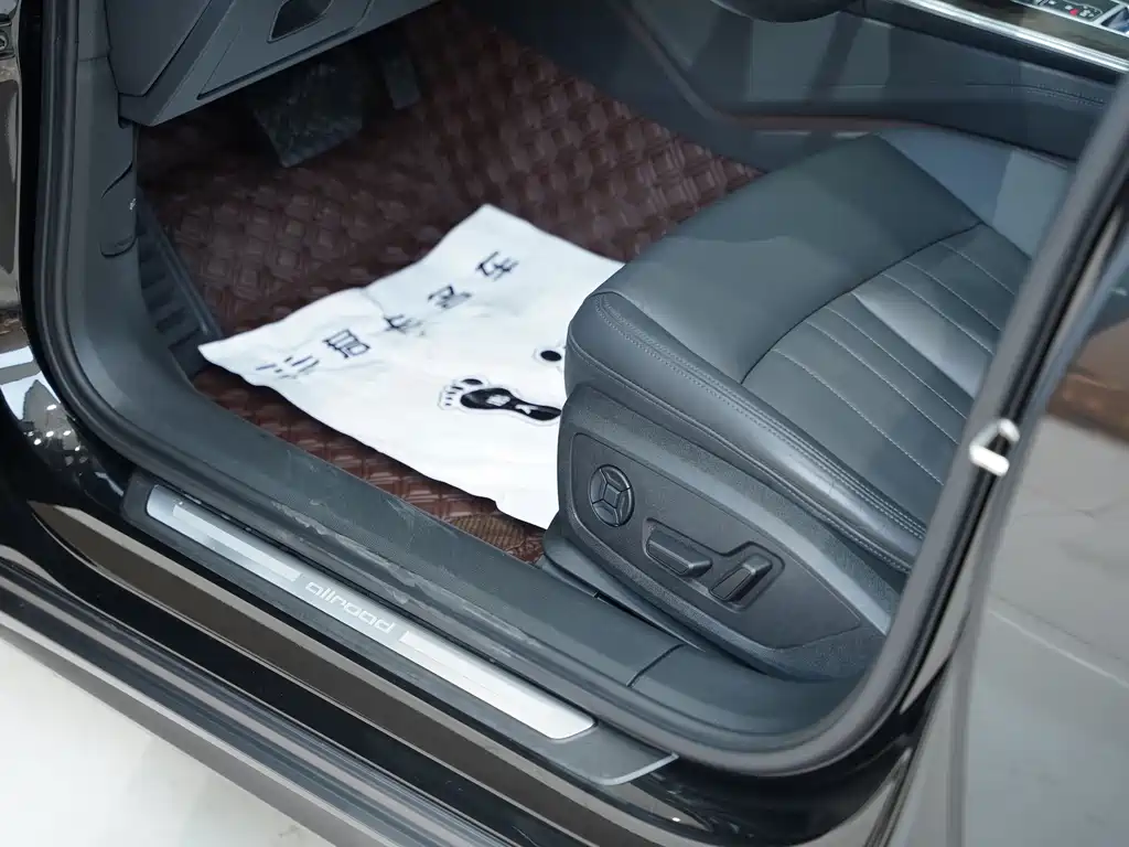 Audi A6 allroad quattro 55 TFSI