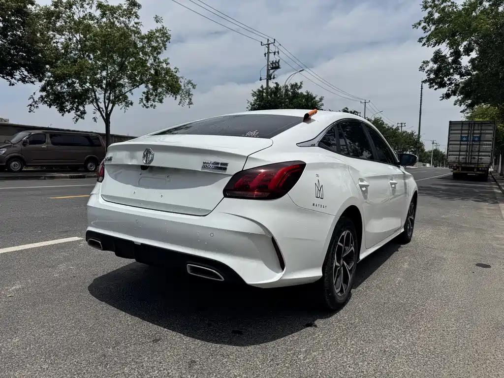 MG5 2021 180DVVT CVT Youth Fashion Edition