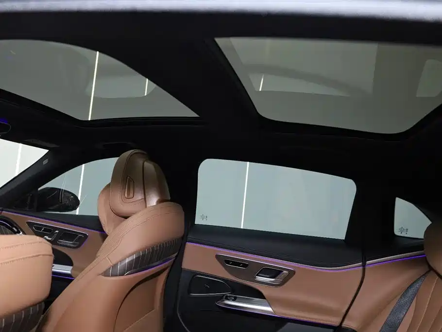 Mercedes-Benz E-Class 2024 E 300 L Fashion Edition