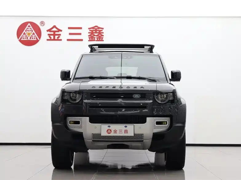 Land Rover Defender 2025 110 3.0T P400 Dark Edition