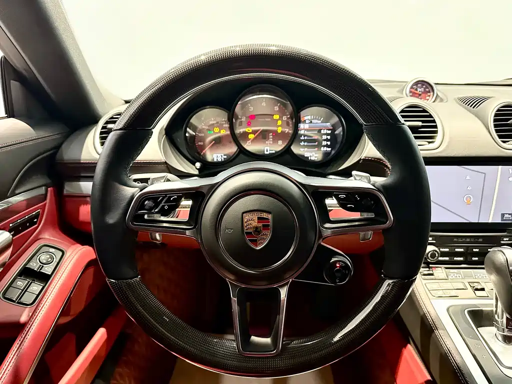 Porsche 718 Cayman 2.0T
