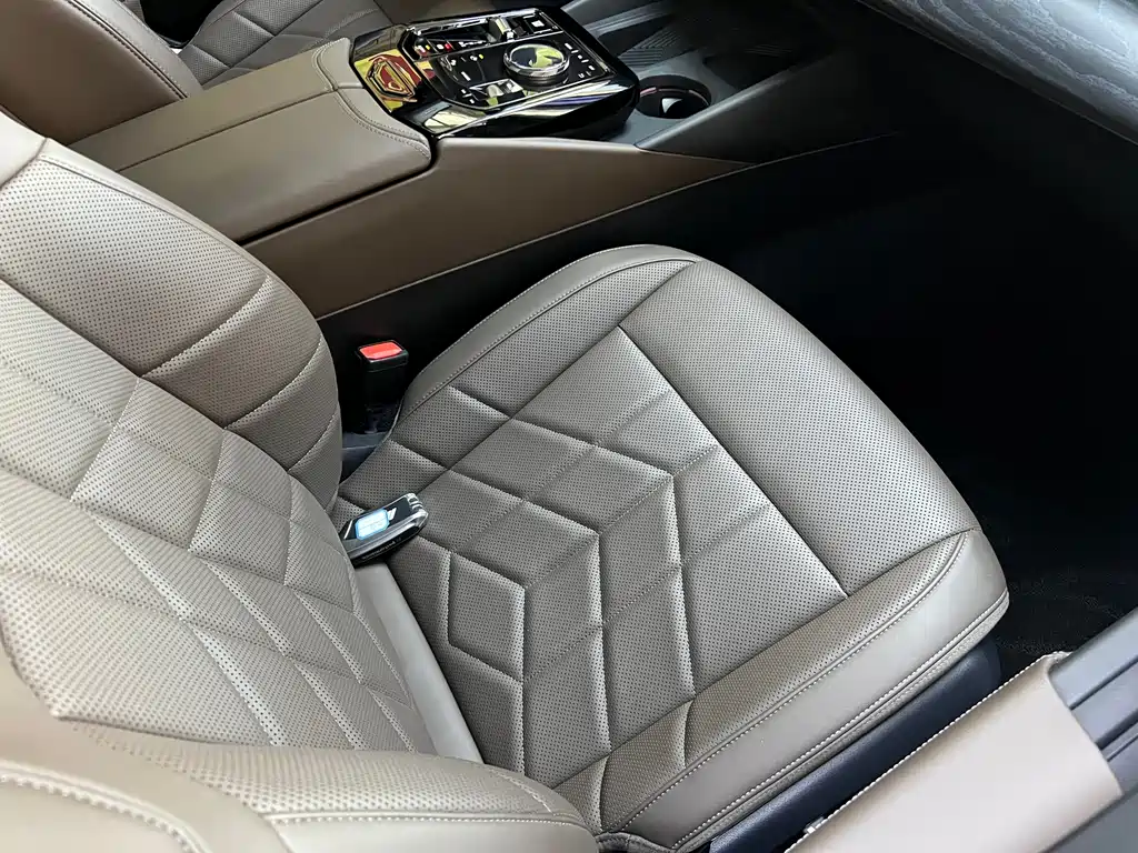 BMW 5 Series 2024 530Li Leading Edition Luxury Package