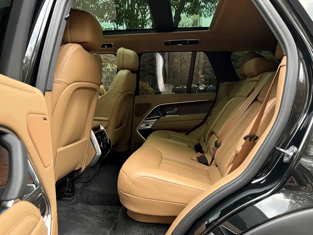 Range Rover 2023 3.0 L6 360PS Vogue Edition
