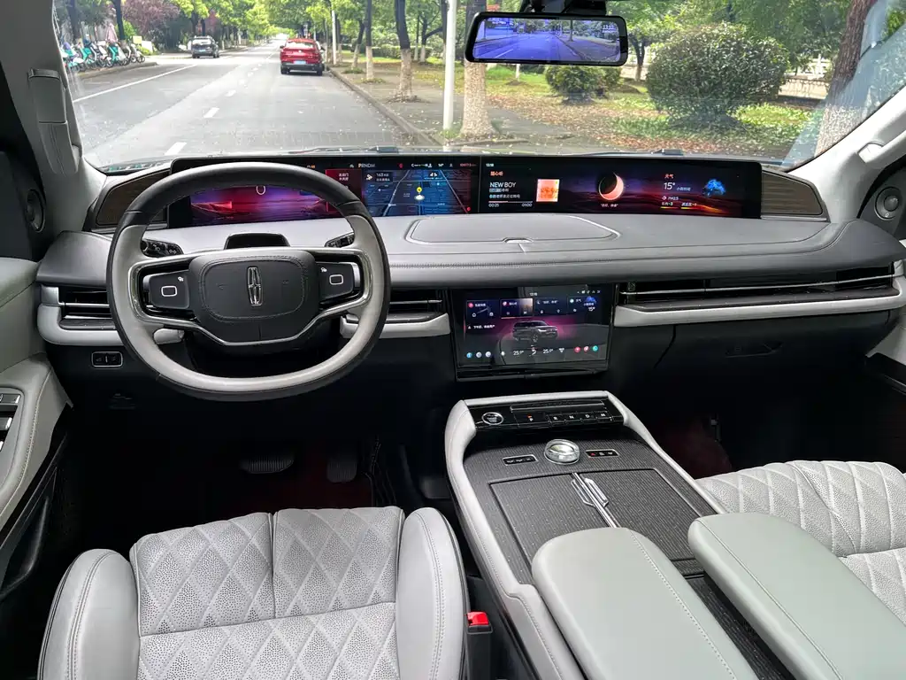 Lincoln Navigator 2025 3.5T Extended President Edition