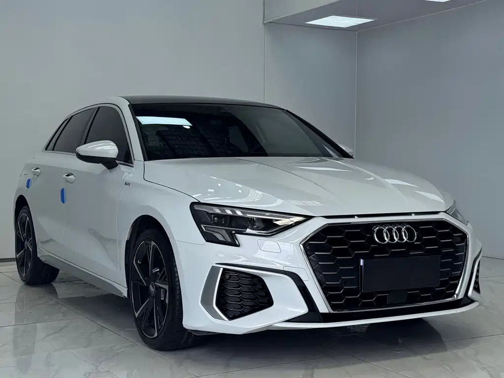 Audi A3 2022 Sportback 35 TFSI Fashion Sport