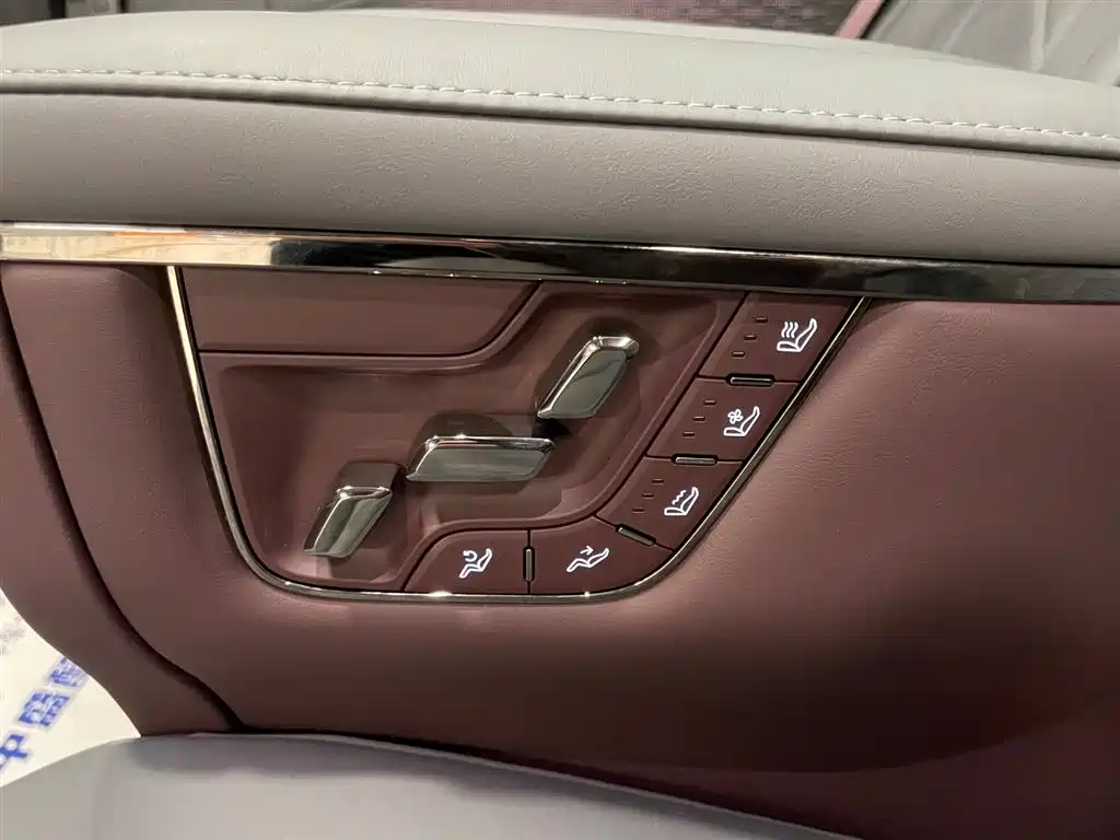 Zeekr 009 2024 Seven-Seater Aisle Edition AWD 108kWh