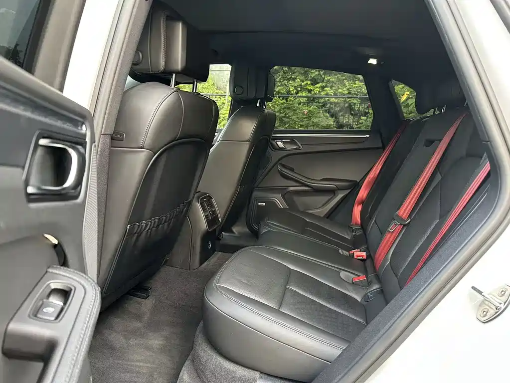 Porsche Macan 2022 2.0T