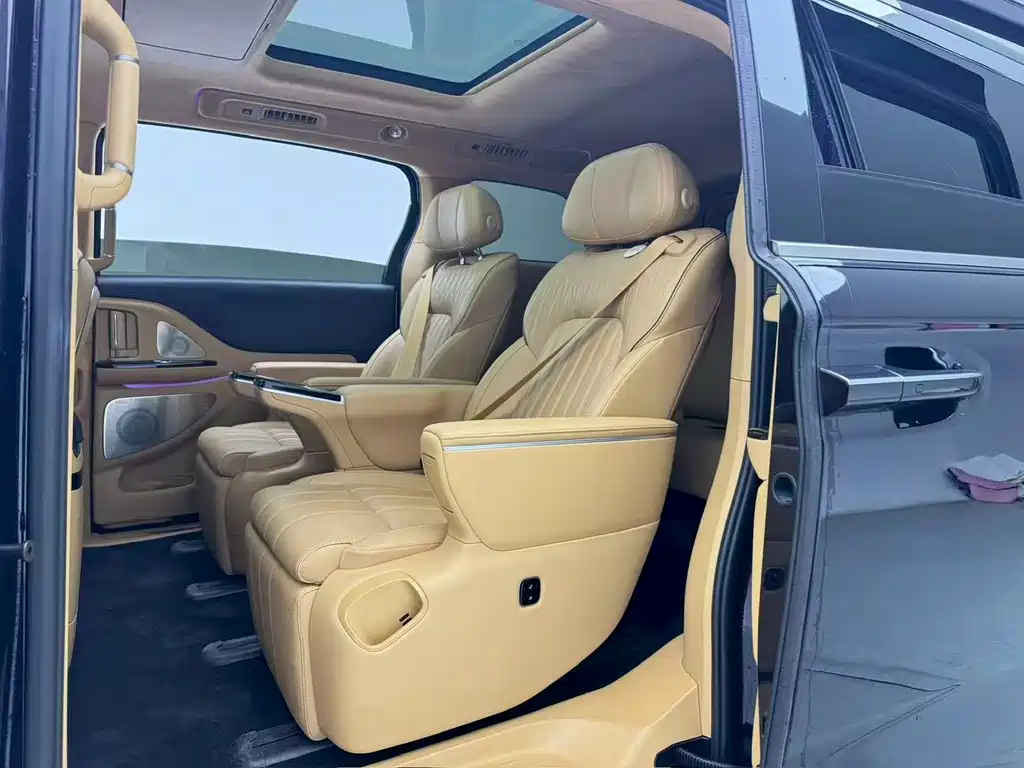 Voyah Dreamer 2025 PHEV AWD Flagship Kunpeng Edition