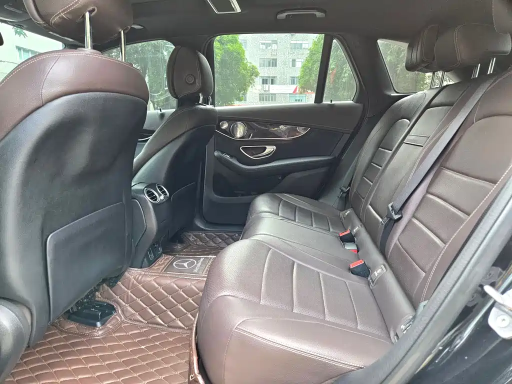 Mercedes-Benz GLC 2019 GLC 260 4MATIC Dynamic
