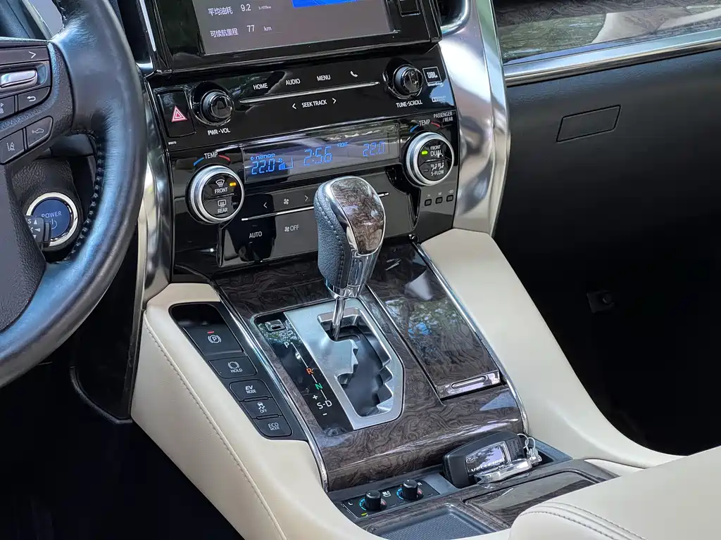 Toyota Vellfire 2019 Hybrid 2.5L HV Premium Edition