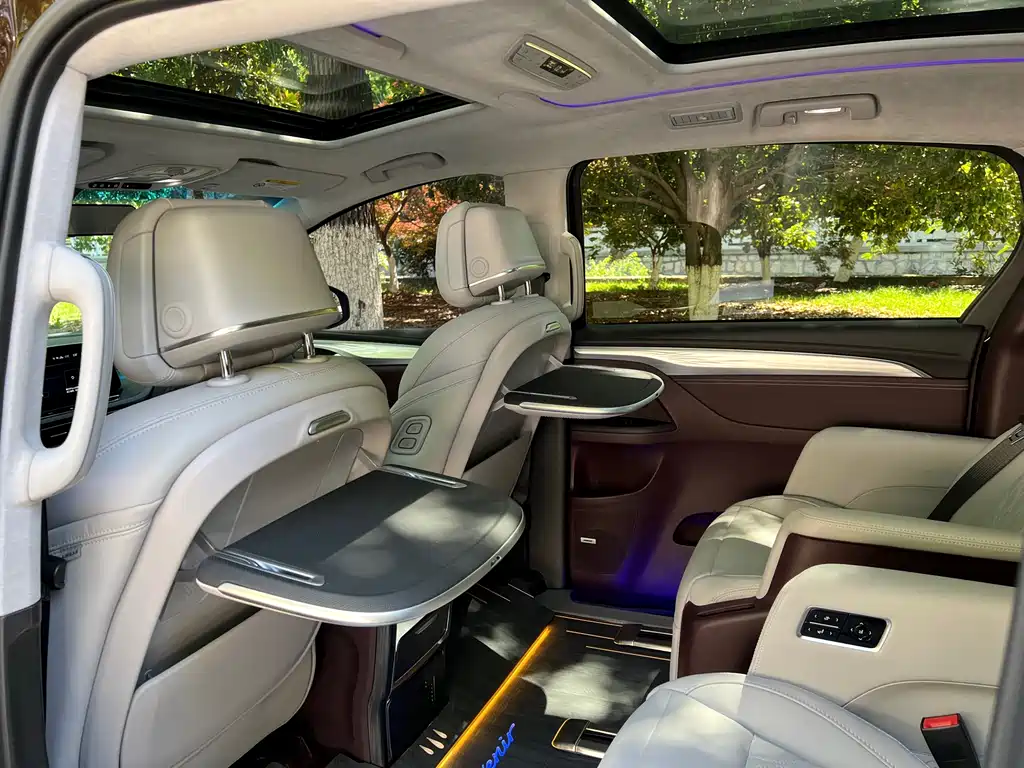 Buick GL8 2022 Avenir 6-Seater Xianli Edition