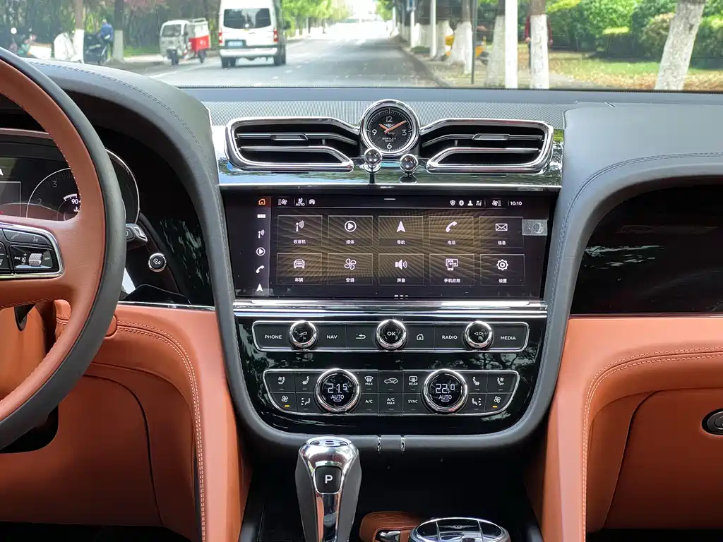 Bentley Bentayga 2022 4.0T V8