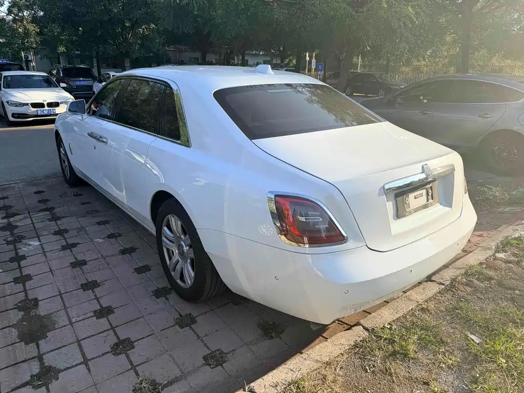 Ghost 2021 6.7T Long Wheelbase