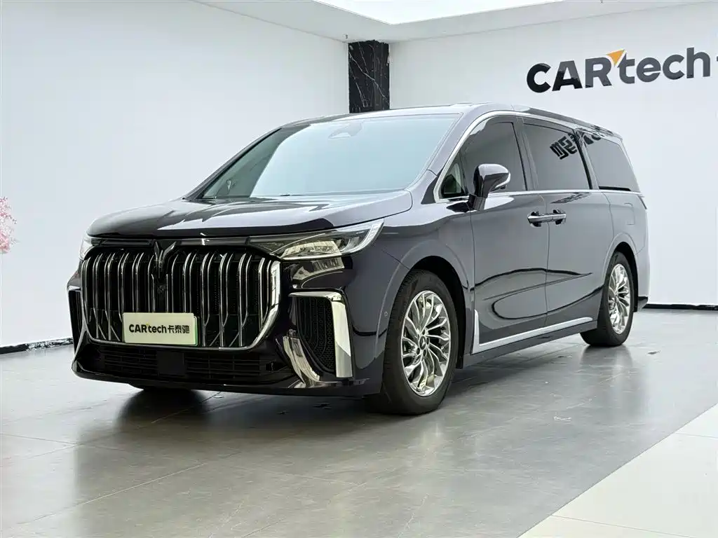 Voyah Dreamer 2024 PHEV Ultra Long Range Flagship Edition