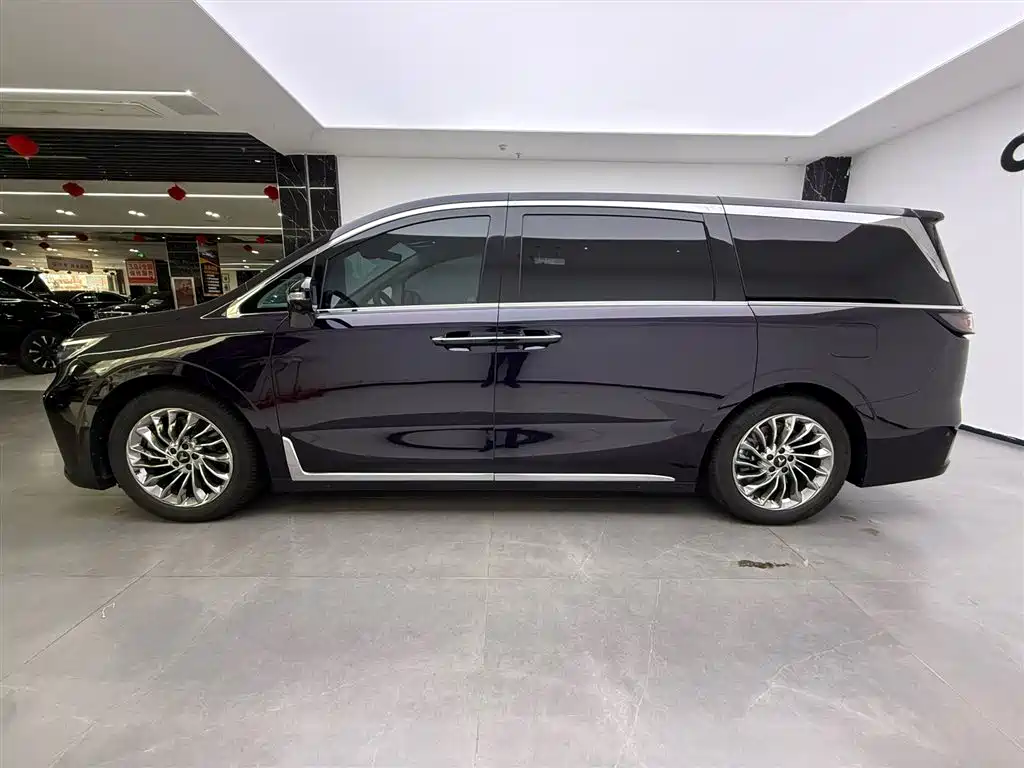 Voyah Dreamer 2024 PHEV Ultra Long Range Flagship Edition