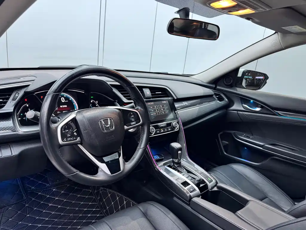 Civic 2016 220TURBO CVT Prestige Edition