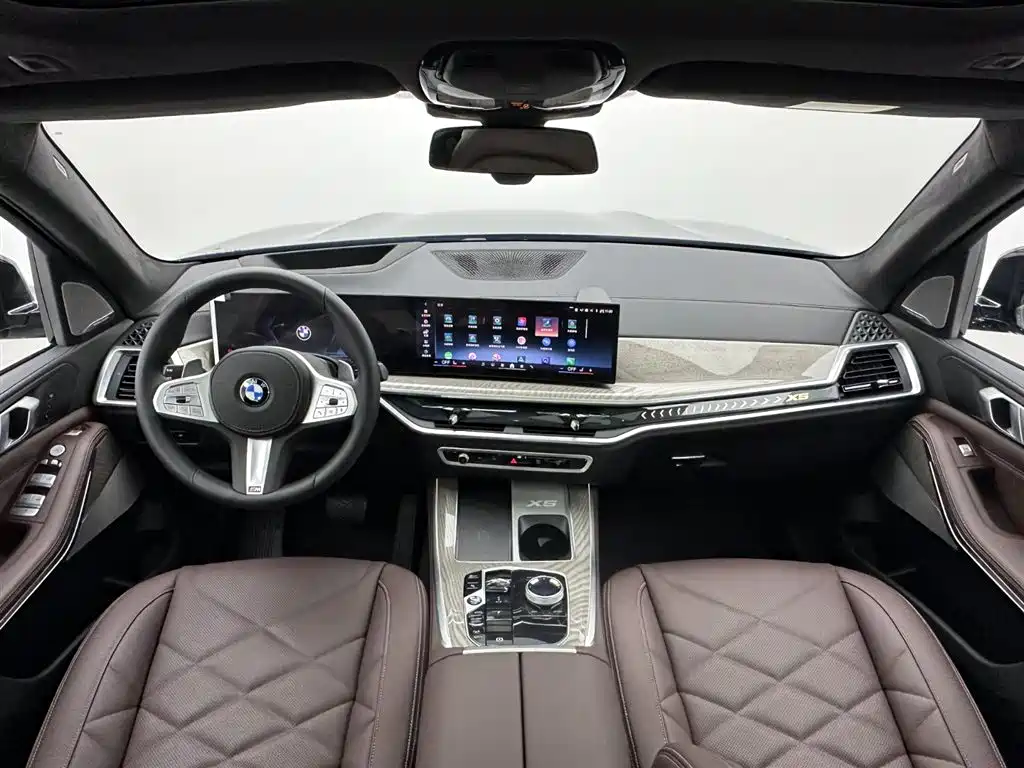 BMW X5 2026 xDrive 40Li M Sport Night Edition