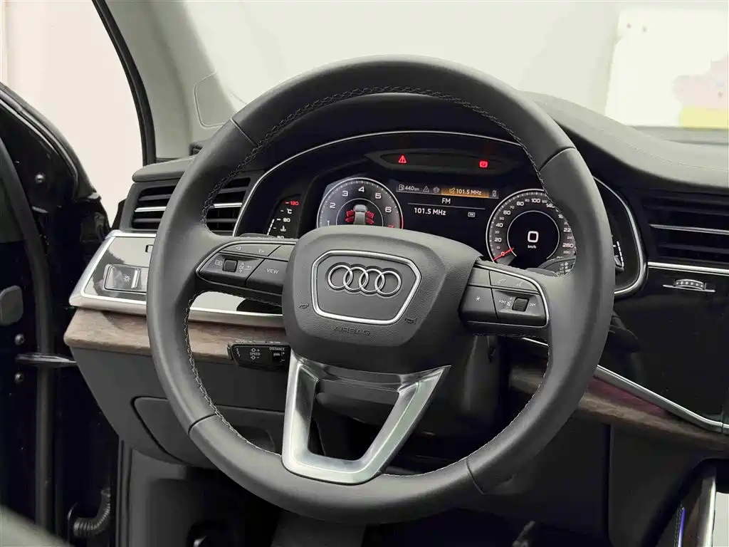 Audi Q7 2025 55 TFSI quattro S line Sport Edition