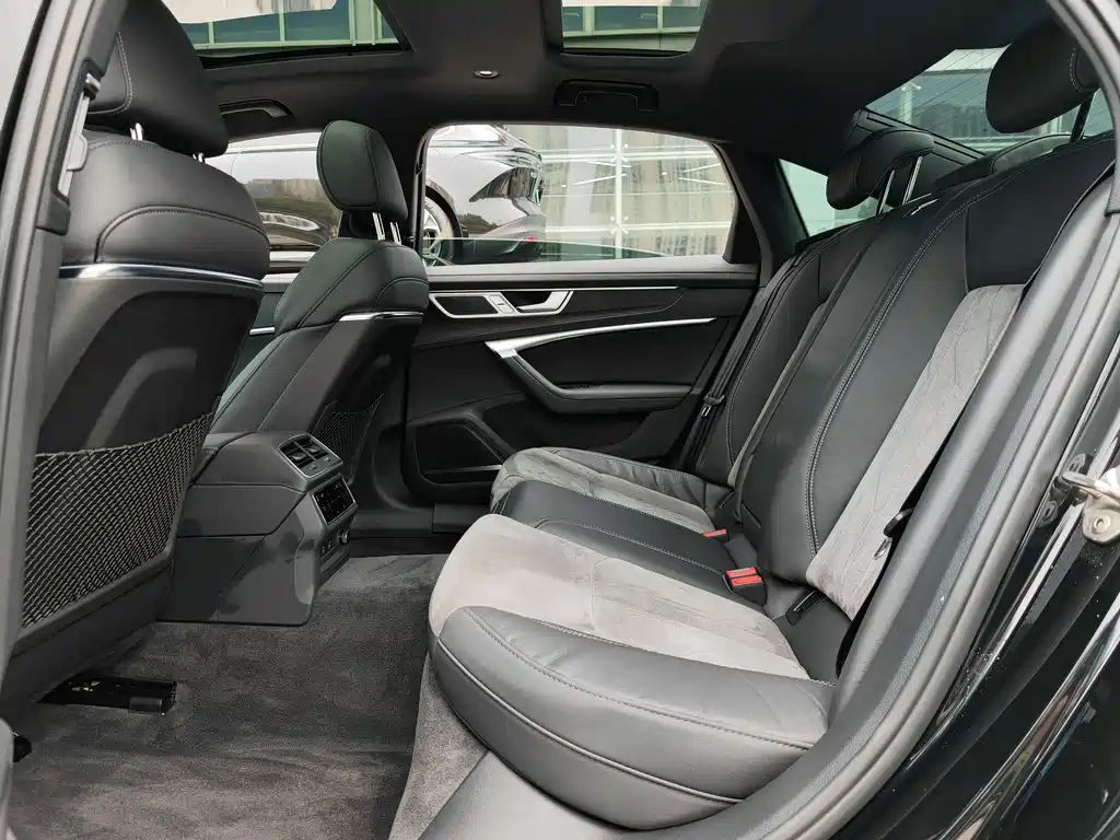 Audi A6L 2024 45 TFSI quattro Select Elegant Edition