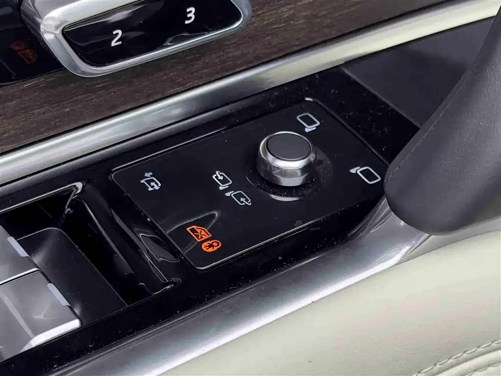 Range Rover 2025 3.0L 400PS Long Wheelbase