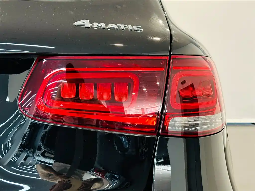 Mercedes-Benz GLC 2020 GLC 300 L 4MATIC Luxury
