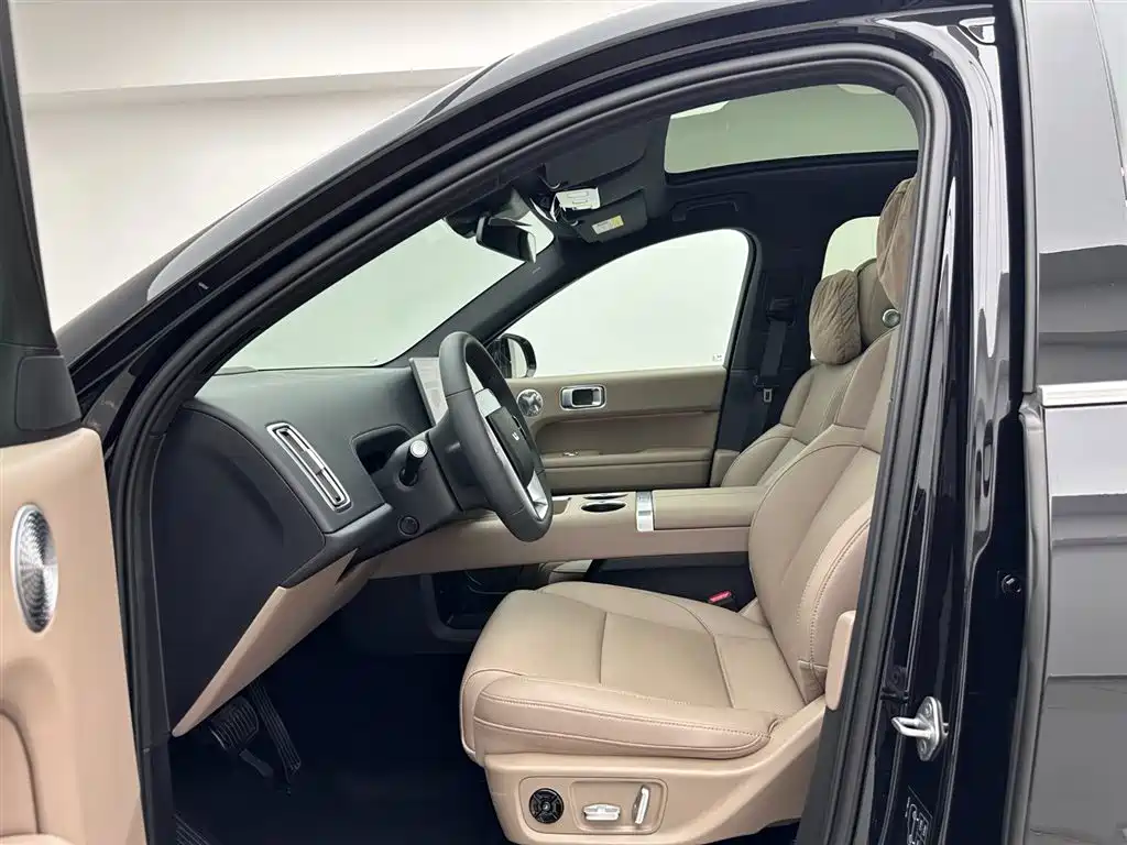 Li Auto L6 2025 Max Intelligent Edition