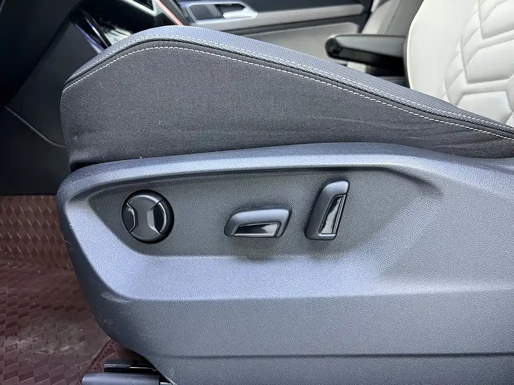 Volkswagen Tayron 2023 280TSI 2WD Luxury Plus