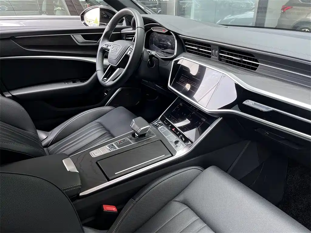 Audi A6L 2025 45 TFSI Premium Dynamic