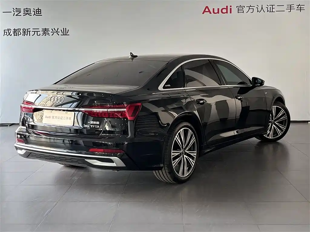 Audi A6L 2025 45 TFSI Premium Dynamic