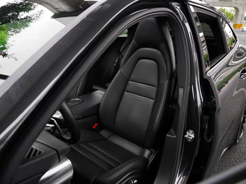 Porsche Panamera 4 Sport Turismo 3.0T