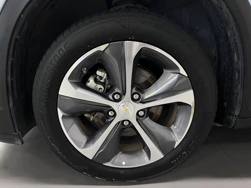 Chevrolet Menlo 2022 Nebula Edition