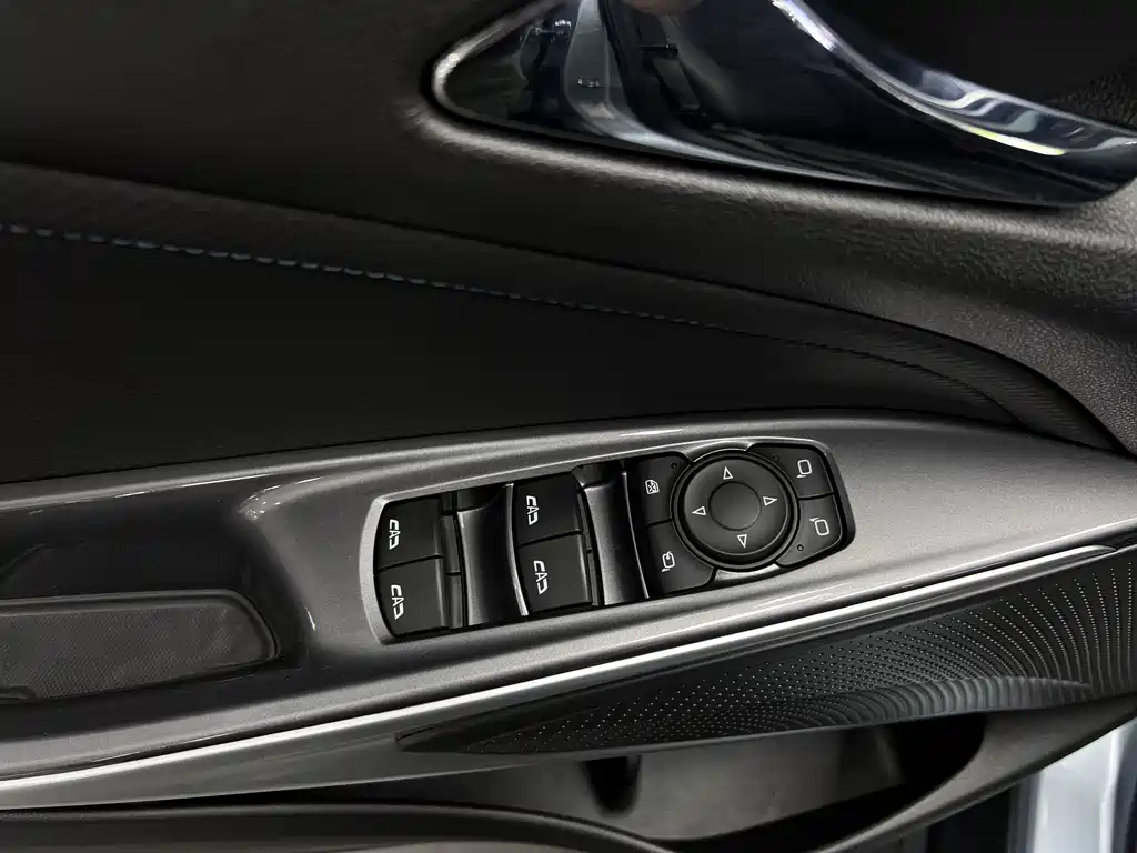 Chevrolet Menlo 2022 Nebula Edition