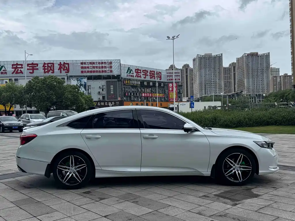 Honda Inspire 2022 260TURBO Jingyue Edition