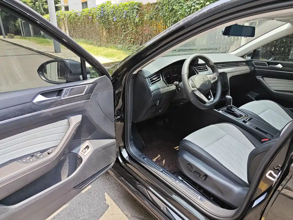 Magotan 2026 30 Million Edition 380TSI DSG Luxury