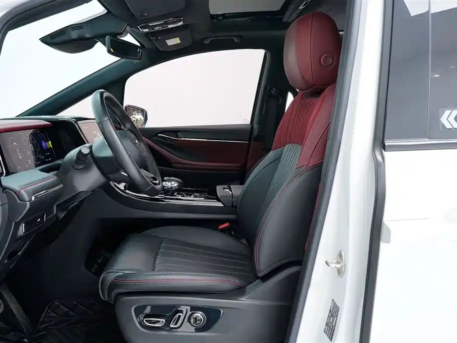 GAC Trumpchi M8 2024 Grandmaster Series 400T Pioneer Edition