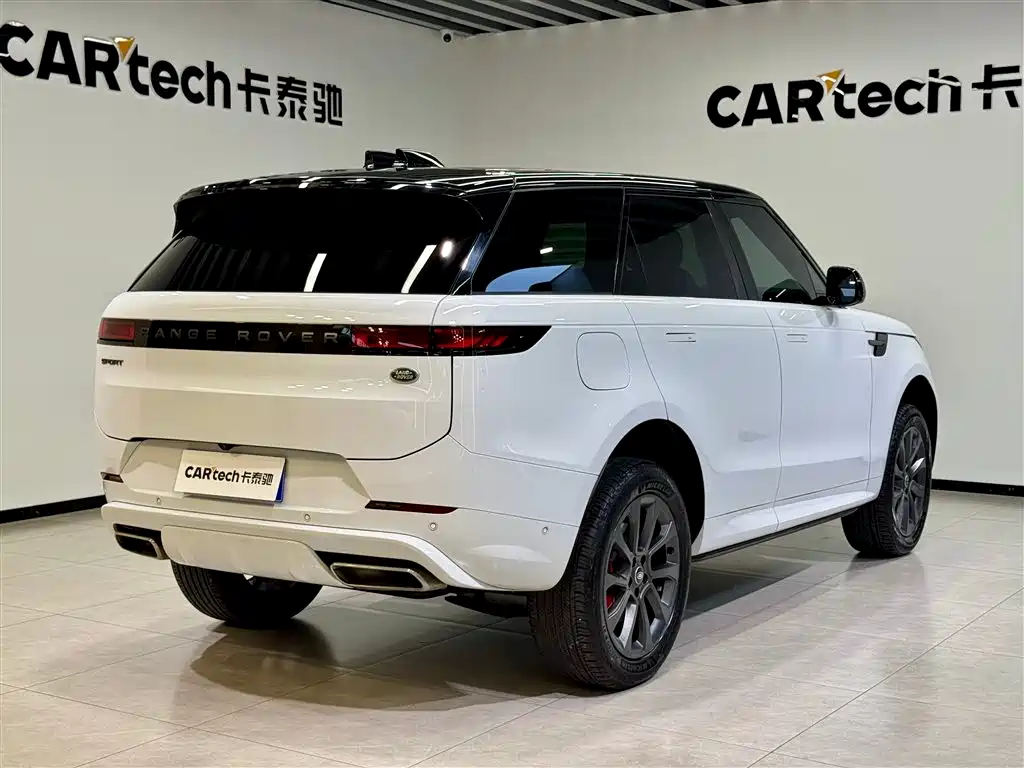 Range Rover Sport 2024 400PS Dynamic SE