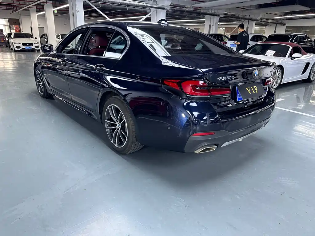 BMW 5 Series 2022 Facelift II 525Li M Sport Package