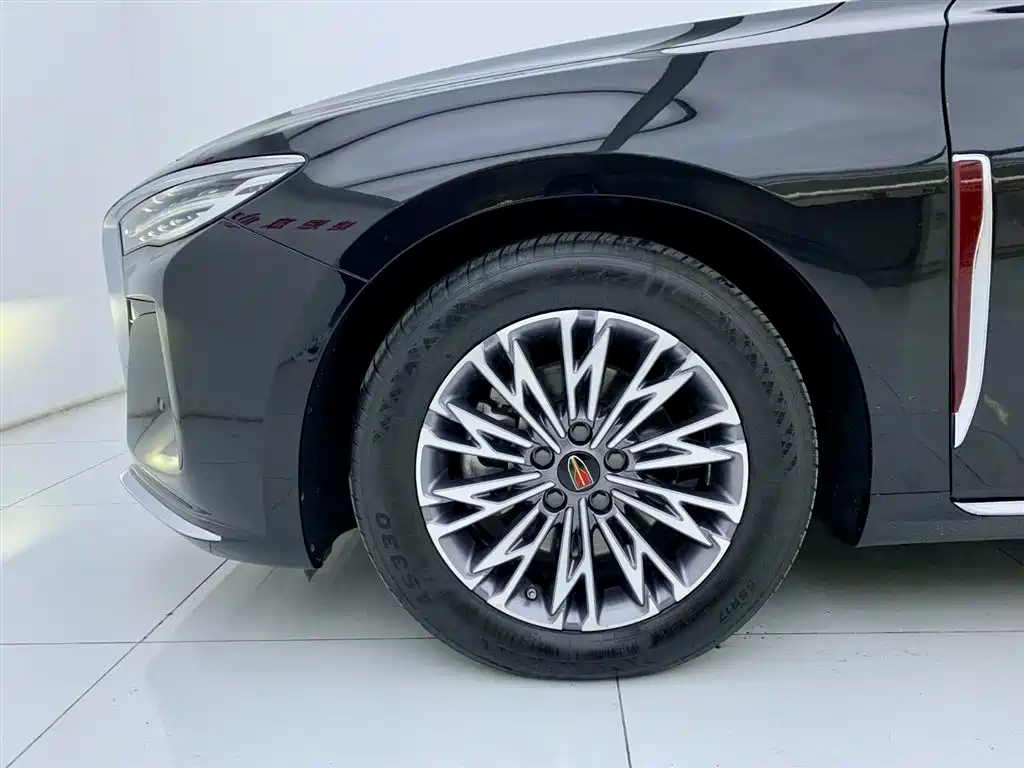Hongqi H5 2024 1.5T DCT Smart Connect Qiyun Edition